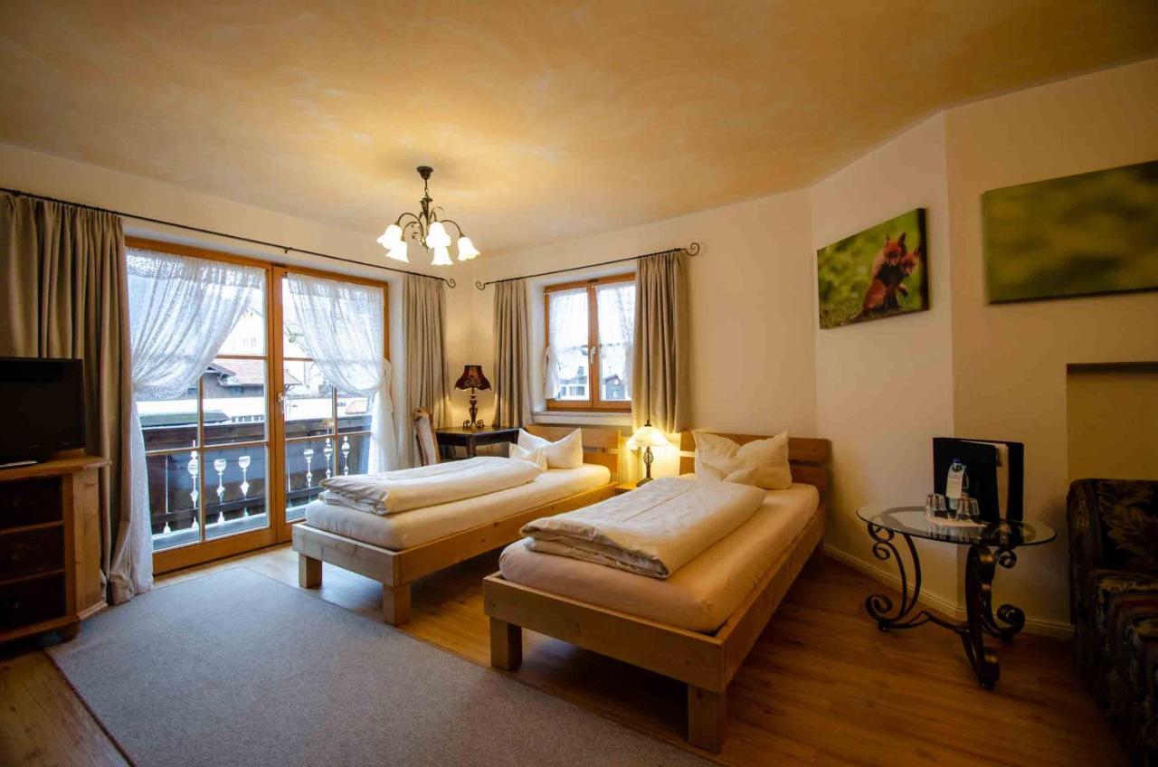 Hotel Ferienhaus Fux Oberammergau Bagian luar foto