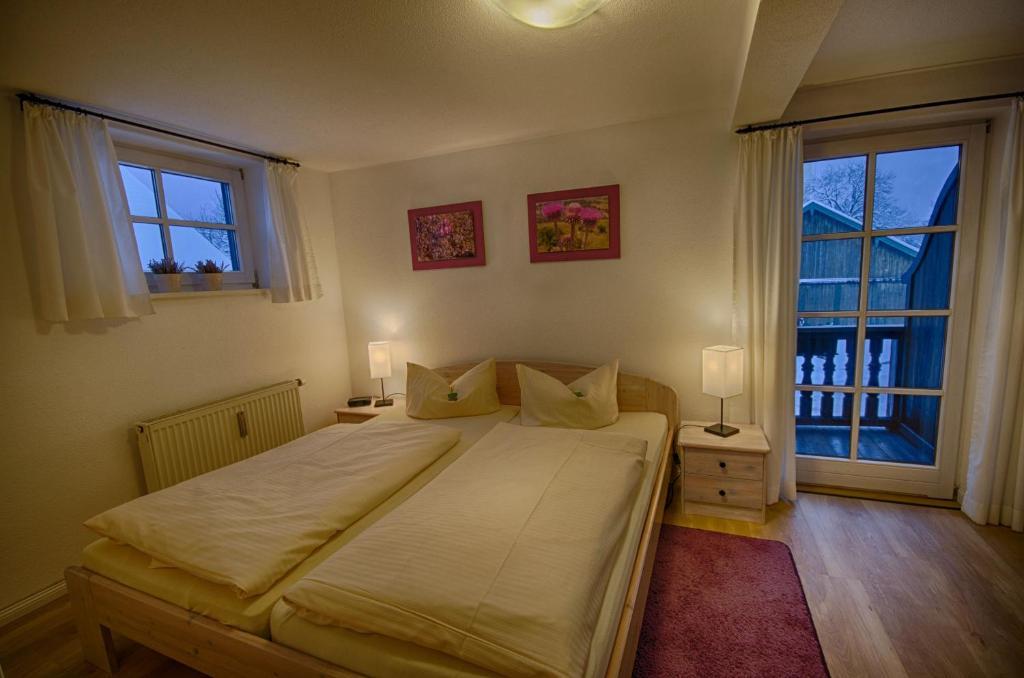 Hotel Ferienhaus Fux Oberammergau Ruang foto